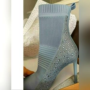 Beautiful Steve Madden 👢